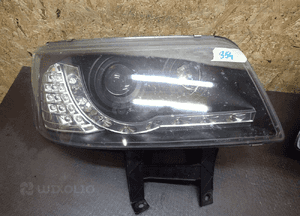 Lampa lampy przód vw T5 2