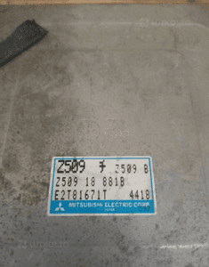 Komputer sterownik silnika Mazda 323 Z50918881B 3
