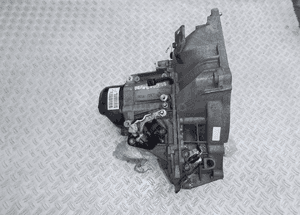 SKRZYNIA BIEGÓW NISSAN MICRA K13 1.2 JH3-303 2