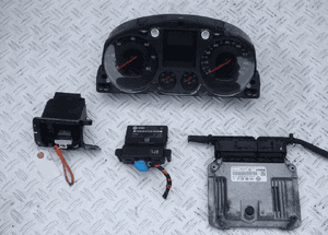 ZESTAW STARTOWY KOMPUTER VW PASSAT B6 1.9TDI BXE 1