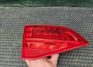 Lampa Lampy LED 8K9945095B 8K9945096B 10STyl Tylne Blotnik Klapa AUDI A4 B8 Kombi Avant Komplet 09r 28