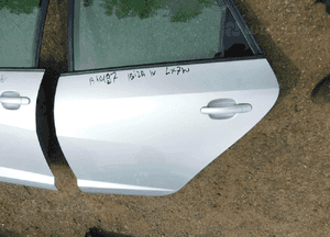 ibiza IV drzwi kombi kolor LX7W nr A40197 WYSYŁKA 2