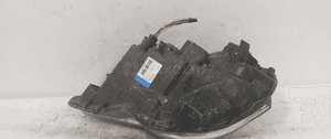 Przod przednia lampa prawa volkswagen polo 9N 5