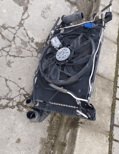 } CHŁODNICA WODY CIECZY MERCEDES BENZ A B KLASA W169 W245 2.0 DIESEL 180 CDI DIESEL WENTYLATORY KLIMATYZACJI 3