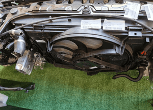MASKA LAMPY BŁOTNIK ZDERZAK BMW 2 F22 F23 LCI 475 8