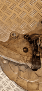 Mercedes W213 zwrotnica prawy prawa przód przednia A2133324800 11