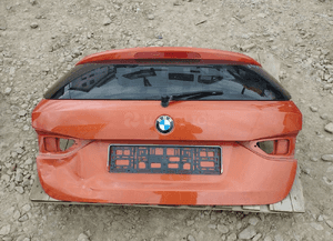 Bmw E84 szyba bagaznika przyciemniona 1