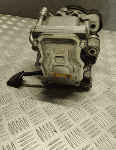 Mini F45 bmw F60 alternator 7649390 10