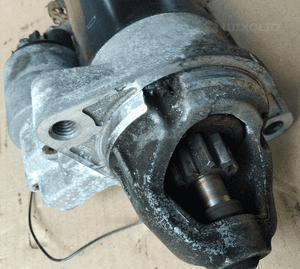 BMW E46 lift 2.0 N42B20A rozrusznik 7 505 979 2