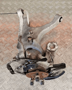 Audi Q5 8R zwrotnica prawa prawy tył tylna 8R0505436C 8R0505312F 2
