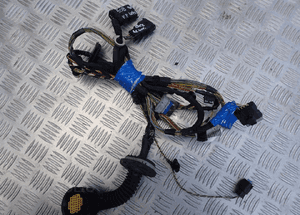 Instalacja zamka peugeot 508 804110580 prawy przód dostępne 2 sztuki 1