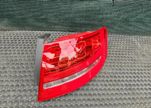 Lampa Lampy LED 8K9945095B 8K9945096B 10STyl Tylne Blotnik Klapa AUDI A4 B8 Kombi Avant Komplet 09r 14