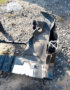 Bmw i3 L01 ćwiartka przednia prawa fartuch prawy podłużnica 3