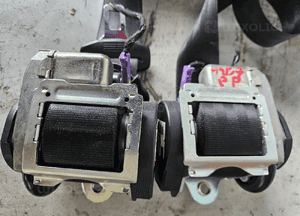 Audi A4 B7 pas bezpieczeństwa przód przedni prawy lewy 8E0857706F 8E0857705F 2