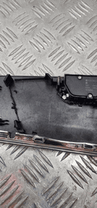 Mercedes W205 listwa drzwi prawa przód przednia A2057203813 13