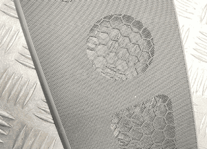 AUDI Q5 KRATKA MASKOWNICA OSŁONA GŁOŚNIKA PRAWY PRZÓD 8R1857210D 3