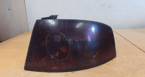 SEAT IBIZA III 3 6L LAMPA TYŁ TYLNA PRAWA W BŁOTNIK 1