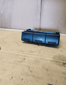 Włącznik przełącznik świateł przeciwmgielnych Audi A4 B5 8D0941535 8D0941563 1