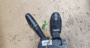 PRZEŁĄCZNIK ZESPOLONY PEUGEOT 207 96630719XT30719XT 2