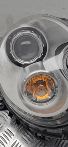 Mini cooper R56 lampa prawa skretna xenon uk km 6