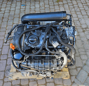 AUDI A3 VW TIGUAN PASSAT GOLF 2.0 TFSI CAW CAWA CAWB SILNIK KOMPLETNY 2