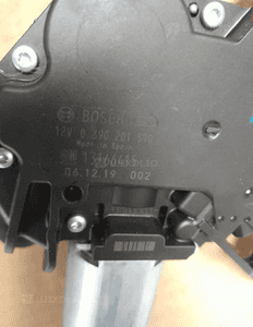 } SILNICZEK WYCIERACZKI TYŁ OPEL VECTRA C KOMBI nr 13166415 / 0390201590 6