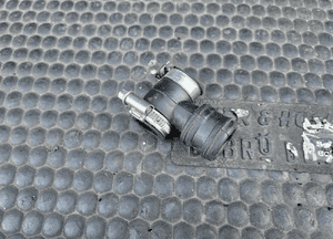 Trojnik 06B103221P 06A103247 Kolanko Rozdzielacz Odma Odpowietrzajacy Przewód Waż Rurka 1.8 T Turbo Audi A4 B6 B7 VW 19