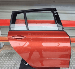 Bmw F46 drzwi prawy tył tylne C06 160MIC 2