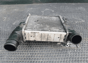 Intercooler 8E0145805AA Chłodnica Powietrza Lewy Lewa 2.0 TDI AUDI A4 B7 17