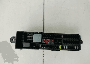 SKRZYNKA BEZPIECZNIKÓW FORD/ VOLVO FT1T-14014-MFC 3