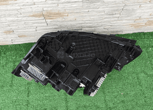 LAMPA LASER BMW 5 G30 G31 LCI BLACK 8082662 3