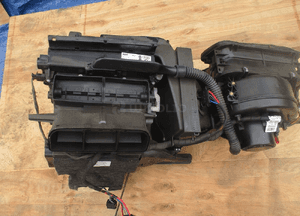 NAGRZEWNICA VW POLO 6R SKODA FABIA II 6Q0819875 2