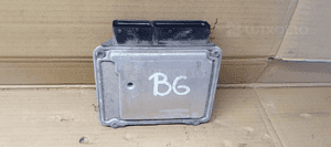Komputer sterownik silnika VW Passat B6 1.9 TDI 03G906021DP 3
