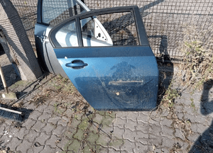 drzwi prawe tył bmw e 60
