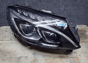 Lampa przód prawa mercedes c klasa W205 full led 1