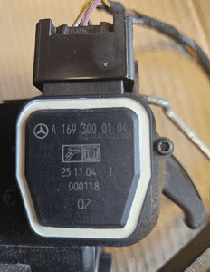 Mercedes W169 A pedał potencjometr gazu A 1693000304 1693000104 5