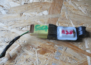 CZUJNIK UDERZENIA UDERZENIOWY AUDI A3 8P LIFT 4B0959643D 1