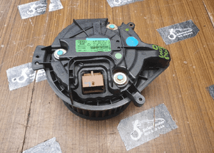 Wentylator Dmuchawa 8E1820021 A B E Nawiewu Nagrzewnicy VALEO EU AUDI A4 B6 B7 3