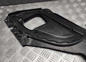 Bmw F10 F11 maskownica błotnika prawa 7019804 7