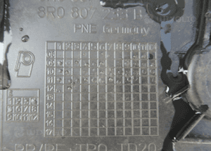 OSŁONA ZDERZAKA PŁYTA POD ZDERZAK AUDI Q5 I 8R0 2008- 8