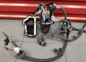 BMW 5 F10 F11 3.0D N57 MODUŁ OBUDOWA SKRZYNKA BEZPIECZNIKÓW 7555155 ORYG 1