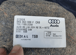 Boczki Boczek 8K5863887A 8K5863888F Bagażnika Tapicerka Soul Czarne Audi A4 B8 Sedan 36