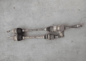 Suzuki Swift 1.5 16V polos lewa 05 1