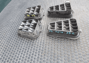 Kratka 4B0819181A 8E0819181 Wentylacyjna Bagaznika Powietrza Audi A4 B6 B7 Sedan Kombi 4B0819181B 4B0819181A 8E0819181 6