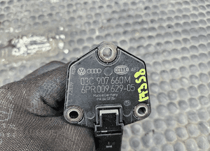 Czujnik 03C907660 H M Sensor Poziomu Stanu Oleju Silnika Audi A4 B8 VW Skoda Seat 2