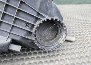 Obudowa Filtra 8K0133835B 8K0133837B 8K0133843D Powietrza Pokrywa Filtr Oslona 2.7 3.0 TDI Audi A4 B8 A5 Q5 7