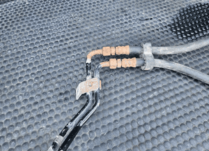 Przewód 8E0317822M 8E0317821M 4F0317818A Waz Rurka Przewody Chłodzenia Oleju Skrzyni Biegow Automat Audi A4 B7 A6 C6 A8 17