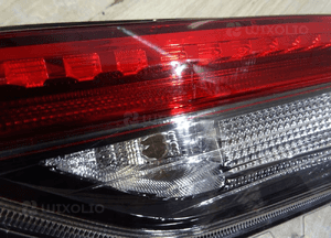 TOYOTA RAV4 V - lampa prawa tył tylna 81580-42151 LLU 7