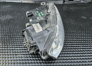 Reflektor Lampa Xenon D1S Przód Przednia PRAWA Valeo Europa Audi A4 B6 16