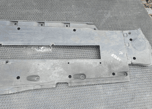 Osłona 8E0825208 8E0825202D Podłoga Spod Wyciszenie Prawa 1.9 2.0 TDI Diesel Audi A4 B6 B7 Sedan Kombi 5
